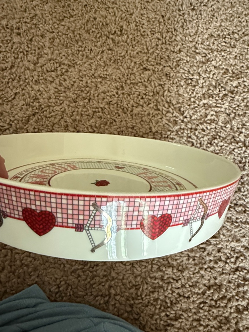 Anthropologie White Ceramic 'Amour' Heart Motif Serving Dish with Red Accents - Picture 3 of 9